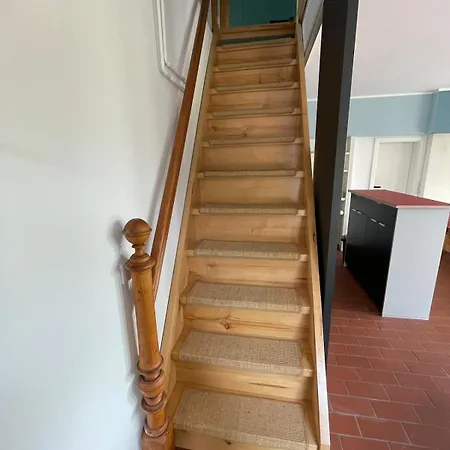 아파트 Maisonette Alte Tischlerei Esgrus